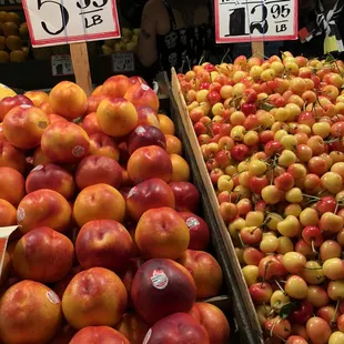 a display of apples