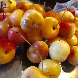 Cheated on Over-Ripened // Tastes  like week-old rotten (should be thrown away) Rainier cherries er-Ripened