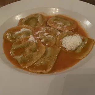 Ravioli alla Verdura con Carino