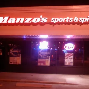 Manzo's Sports &amp; Spirits