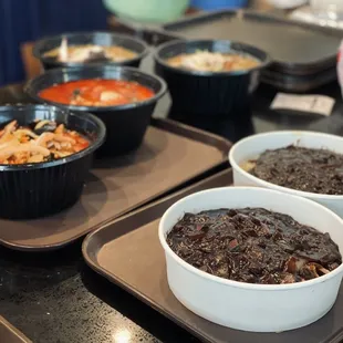 Jjampong &amp; Jajangmyeon