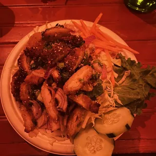 Laab neua (Beef salad)