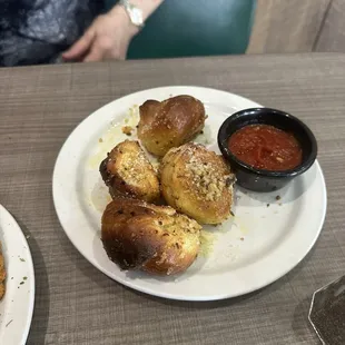 Garlic Knots