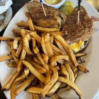 Patty Melt Grilled Cheese