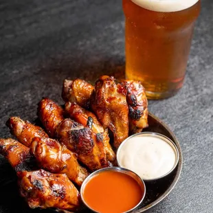 chicken wings and fried chicken, fried chicken, chicken, chicken wings, bbq wings, bbq chicken, fried chicken wings, poultry, food