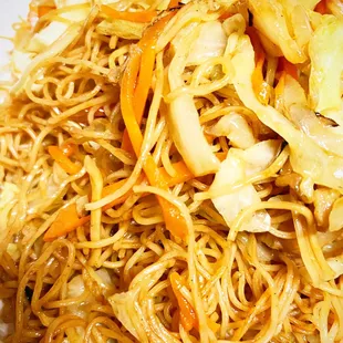 Fried house noodles
