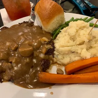 *Salisbury Chopped Steak