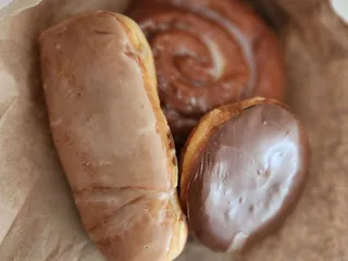 Lloyd's Donut Kitchen