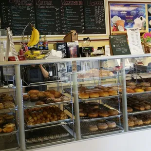 bagels, interior