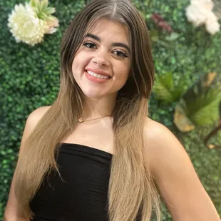 Erin-Manager, Stylist