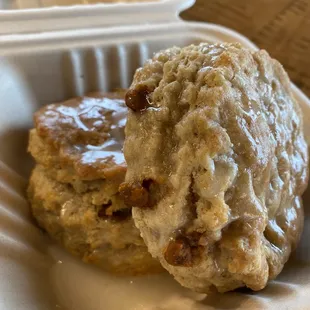 Iced Cinnamon Biscuit