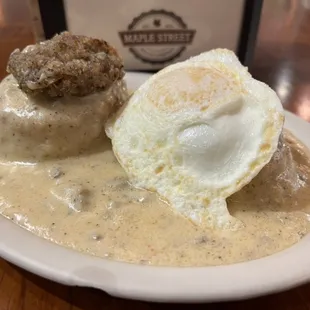 Extreme B &amp; G ($11) ~ one of the best Biscuits &amp; Gravy I&apos;ve ever had ~