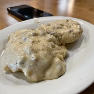Biscuit and gravy