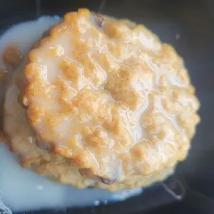Iced cinnamon biscuit