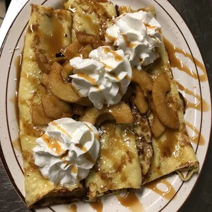 Cinamon Apple crepes