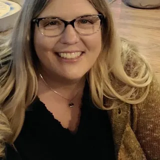 Debbie G.