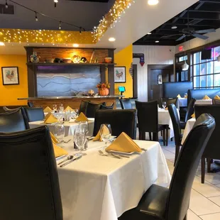 Enjoy the neighborhood restaurant with my family