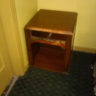 Cabinets missing drawers