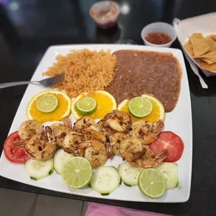 Camarones plate