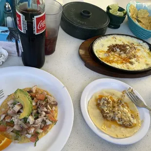 Tostada mixtiada y fund ido con chorizo