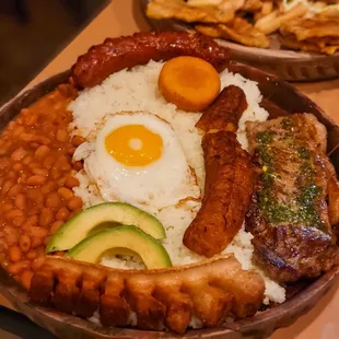 Bandeja Paisa Con Carne