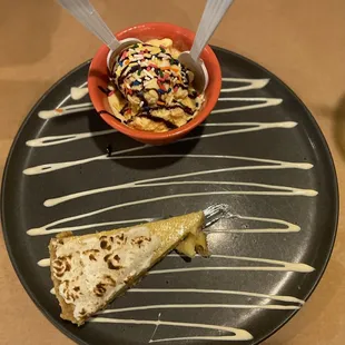 Ice cream &amp; Maracuya pie