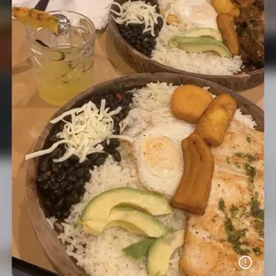 Pabellon Criollo grilled chicken