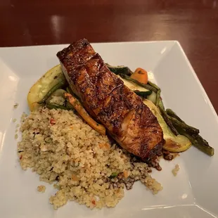 Grilled Soy Ginger Salmon Platte