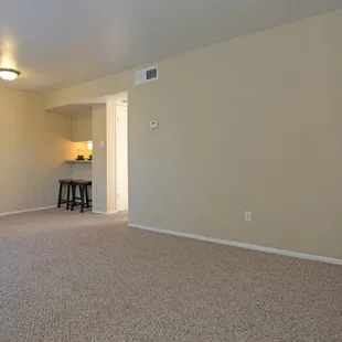 Choose from our renovated one and two bedroom floor plans that come well-appointed with upgraded features.