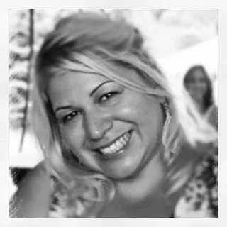 Darlene R.
