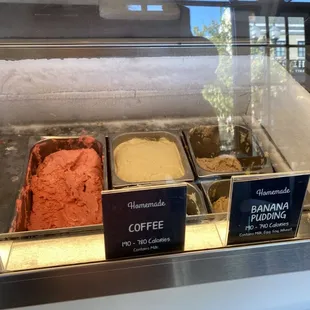 My favorite is coffee flavor, banana pudding and more flavors.
