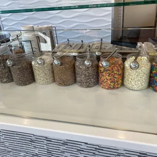 Yummy .. so many different toppings
