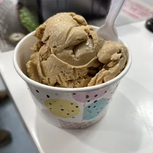 Coffee ice cream. Strong coffee taste. So good