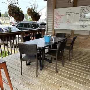 Table with 5 person minimum - no exceptions even if restaurant is empty.