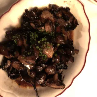 Roasted Mushrooms in Wine