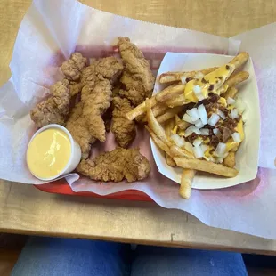 chicken tenders with cheese fries