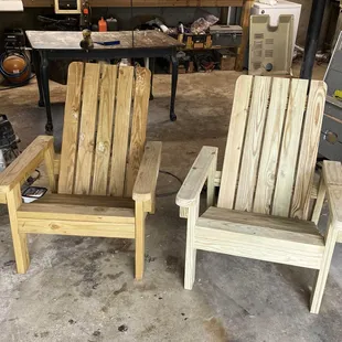Solid, 2-by CCA Aderondack chairs