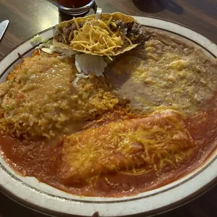 #6 Beef Taco and Cheese Enchilada :)