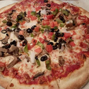 14&quot; veggie pizza