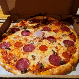 Meat combo pizza. 1/21/23