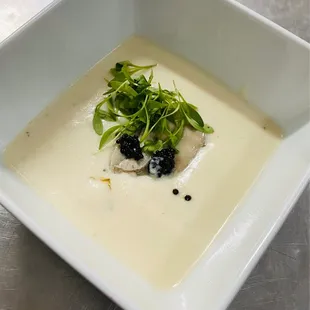 ZUPPA D'IERi - Cauliflower soup with poached oyster and caviar