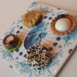 Petit Fours