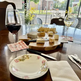 Nothing better before playhouse square than this...plus there is happy hour pricing!