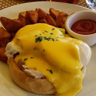 Crab & Asparagus Benedict*