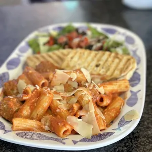 Rigatoni with Meatball and Tomato Sauce