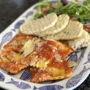 Beef Ravioli with Tomato Sauce
