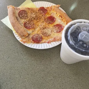 2 Fresh Pizzas and drink for $5