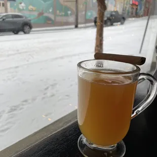 Hot apple cider