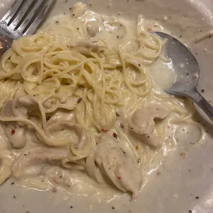 This is a very eaten chicken Alfredo with angel hair pasta. So yummy :)!