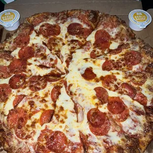 XL Garlic Parmesan Crust Pepperoni Pizza